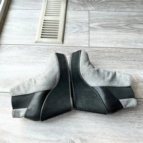 Shellys  London Wedge Platform Boots - Picture 6 of 15